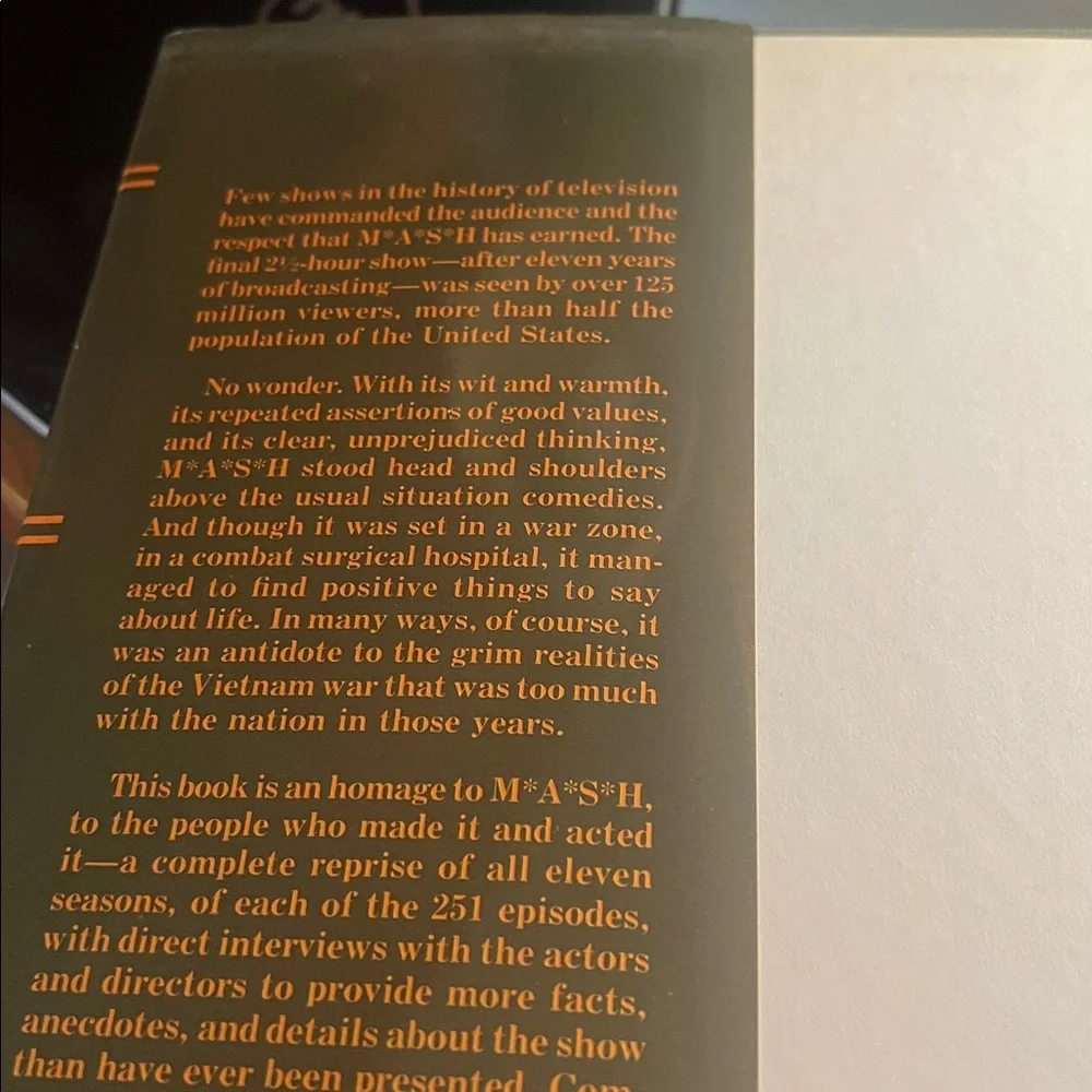 Book / The Complete Book of Mash.  Written by Suzy Kalter